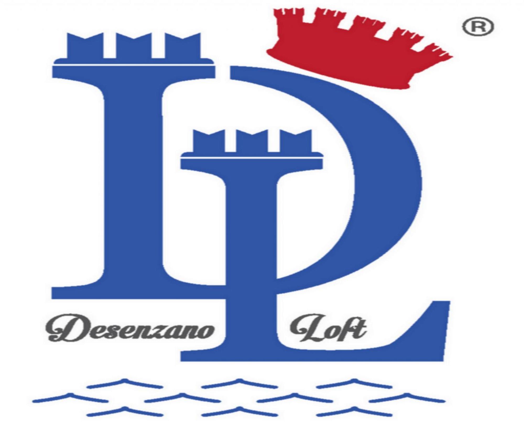 Desenzanoloft Le Chateau De Margot Desenzano del Garda Luaran gambar